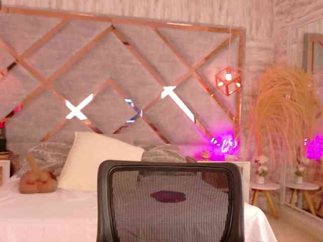 HannahPrada webcam