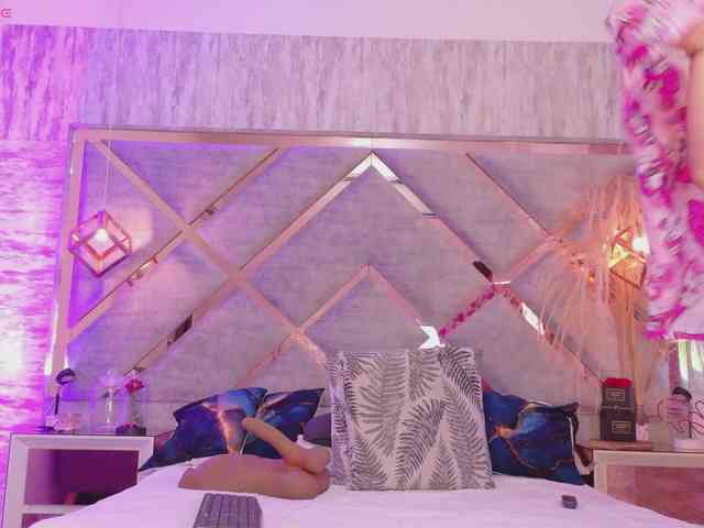 HannahPrada webcam