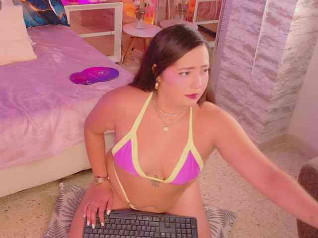 HannahPrada webcam