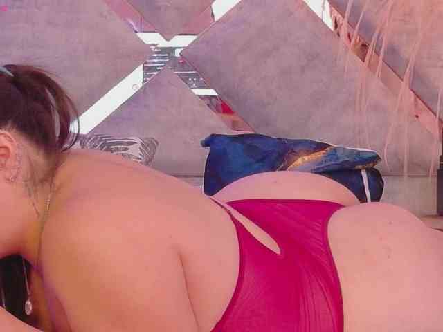HannahPrada webcam