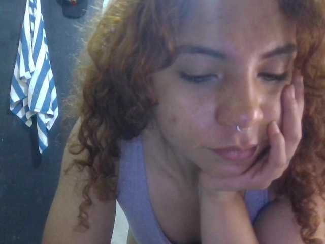 Violetsmmithh live webcam show