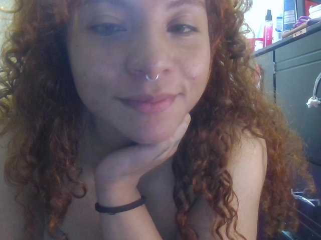 VioletSmmithh live cam preview