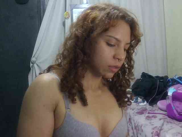 VioletSmmithh webcam