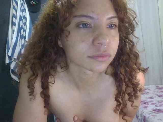 VioletSmmithh webcam