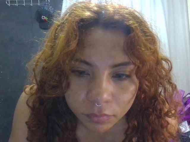 VioletSmmithh webcam