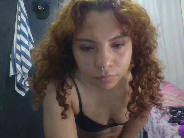 VioletSmmithh webcam
