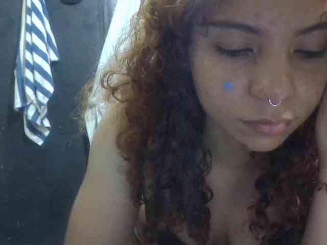 VioletSmmithh webcam