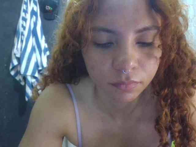VioletSmmithh webcam