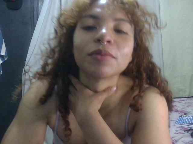 VioletSmmithh webcam