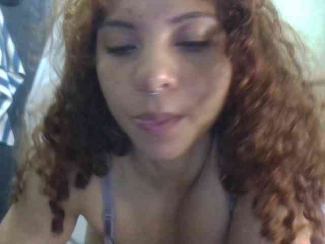 VioletSmmithh webcam