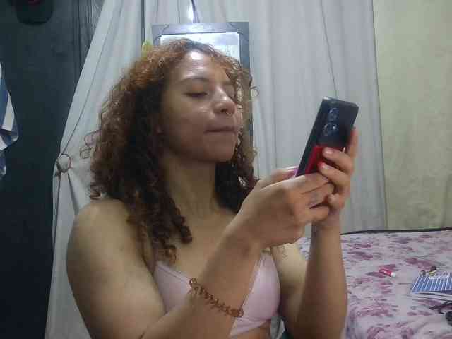 VioletSmmithh webcam