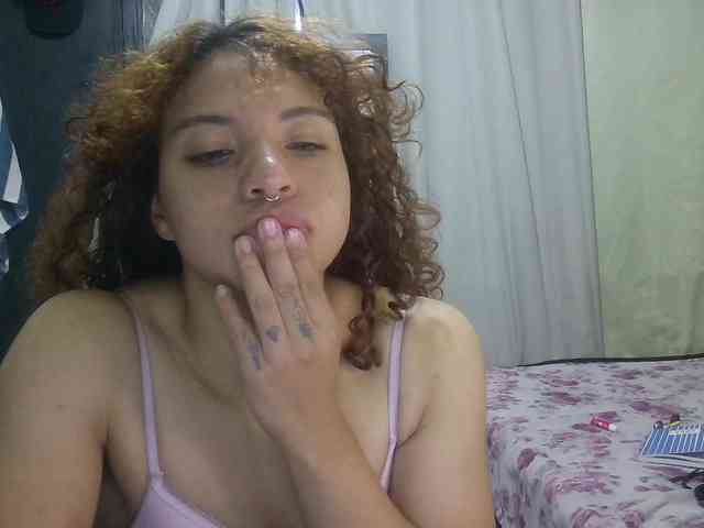 VioletSmmithh webcam