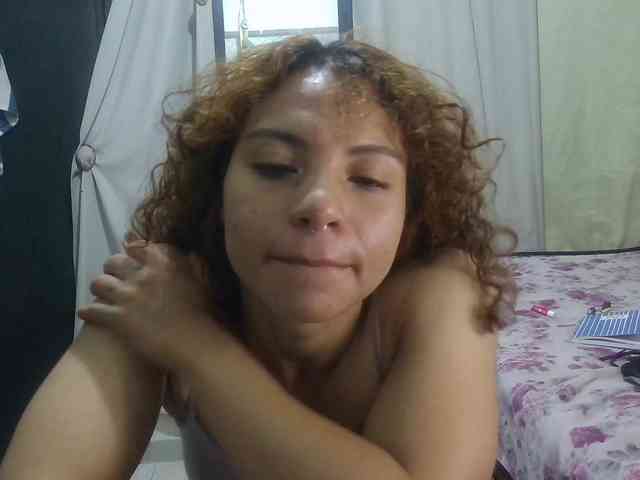 VioletSmmithh webcam