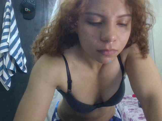 VioletSmmithh webcam