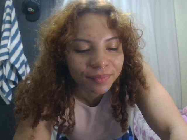 VioletSmmithh webcam