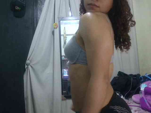 VioletSmmithh webcam