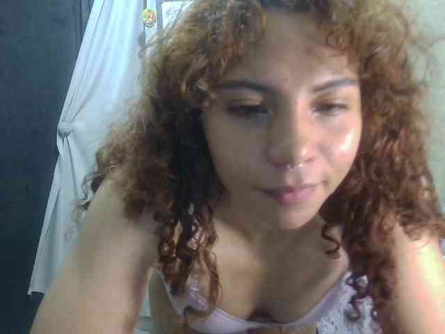 VioletSmmithh webcam