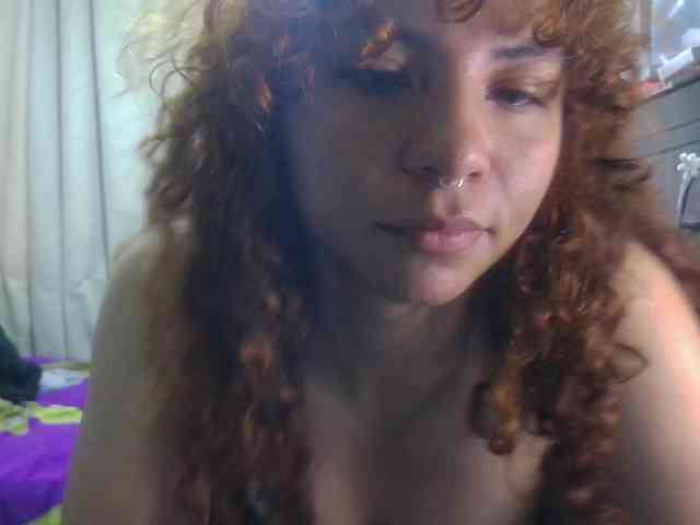 VioletSmmithh webcam