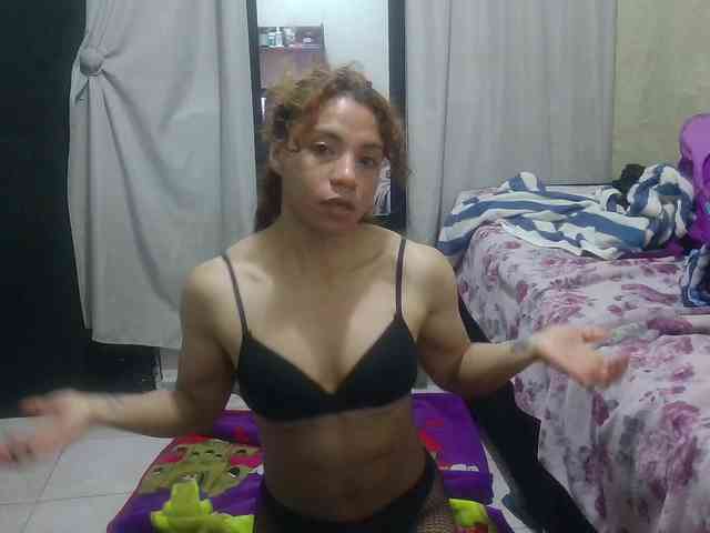 VioletSmmithh webcam