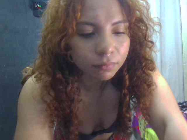 VioletSmmithh webcam