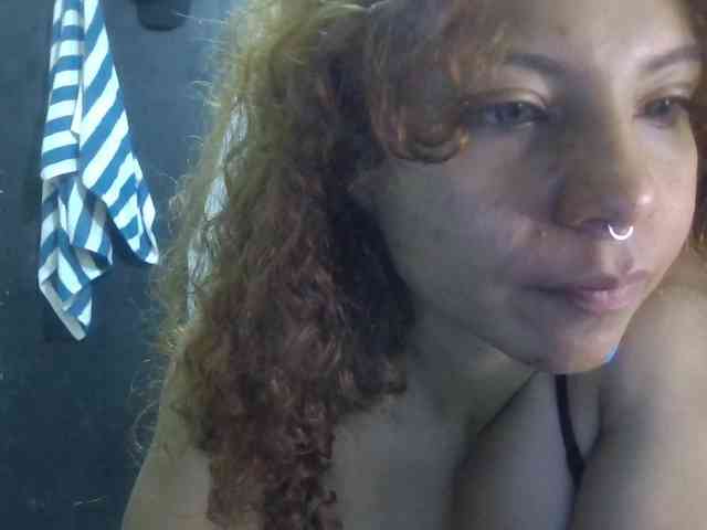 VioletSmmithh webcam