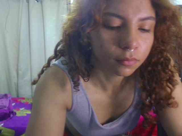 VioletSmmithh webcam