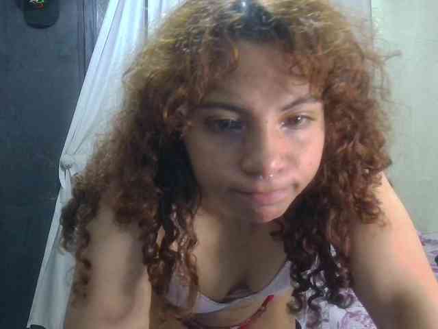 VioletSmmithh webcam