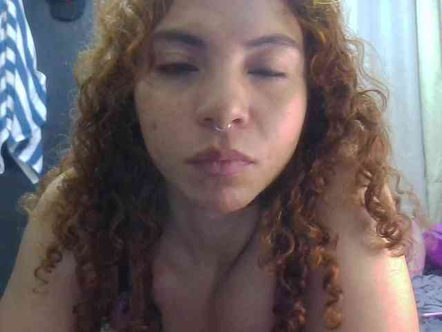 VioletSmmithh webcam