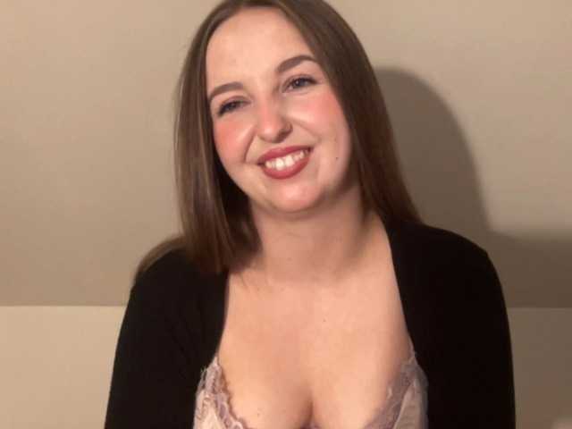 CharlotteNatural live cam on BongaCams