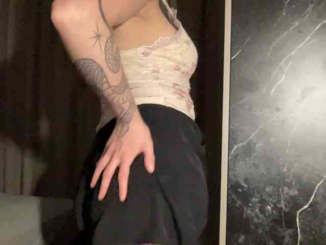 CharlotteNatural webcam