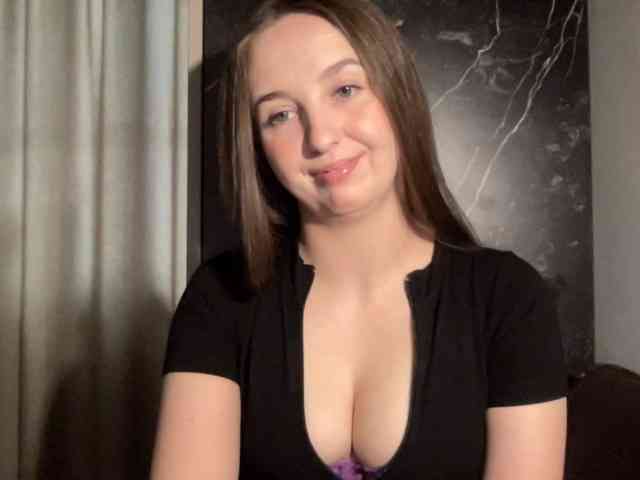 CharlotteNatural webcam