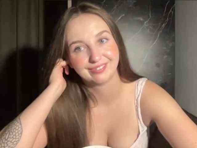 CharlotteNatural webcam