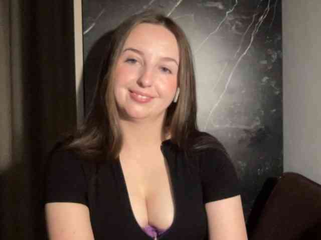 CharlotteNatural webcam