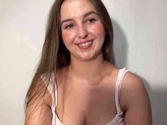 Model: CharlotteNatural