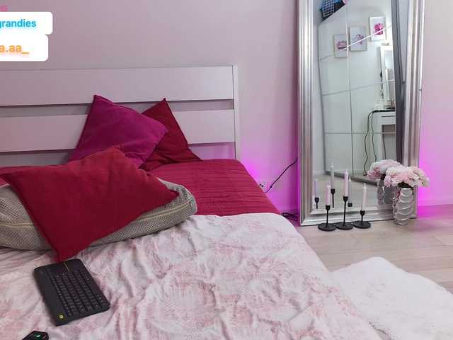 andrea00955 live cam on BongaCams