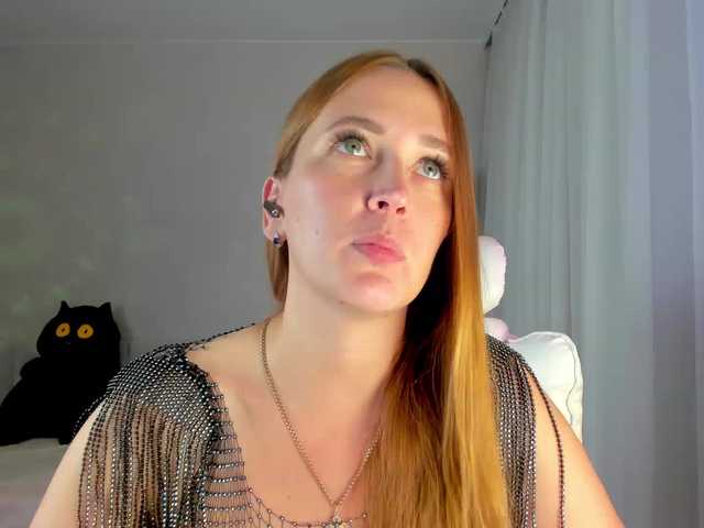 she-wolf live cam on BongaCams