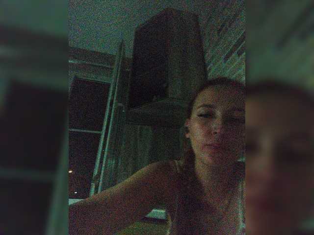 she-wolf live cam on BongaCams