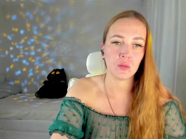 she-wolf live cam on BongaCams
