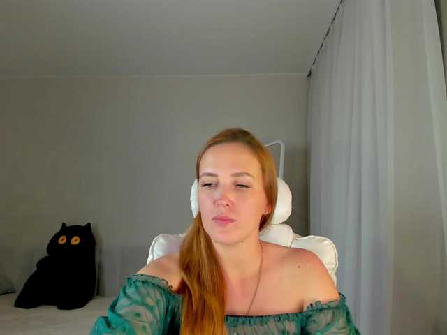 she-wolf live cam on BongaCams