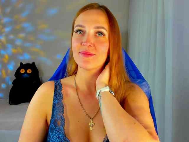 she-wolf webcam
