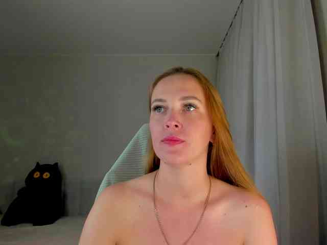 she-wolf webcam