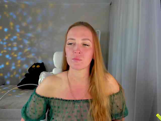she-wolf webcam