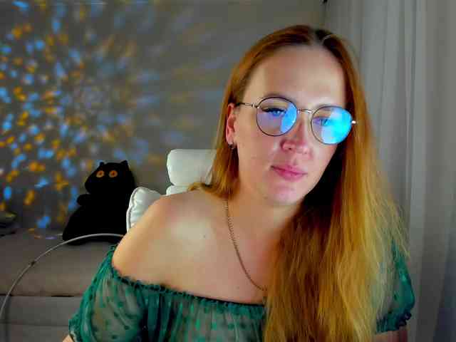 she-wolf webcam