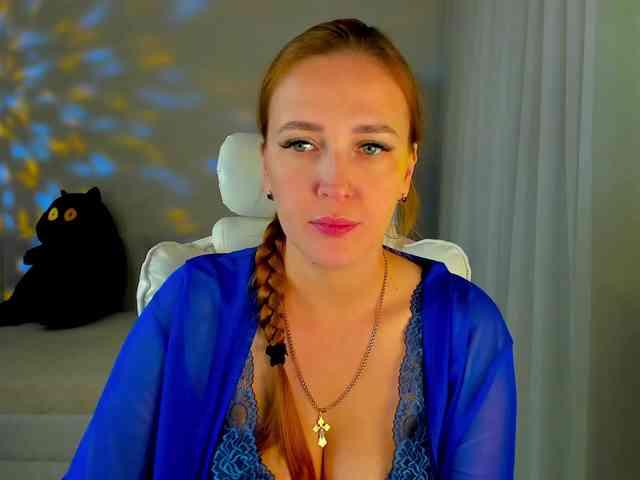 she-wolf webcam