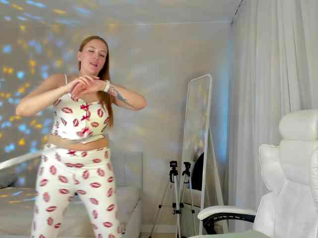 she-wolf webcam