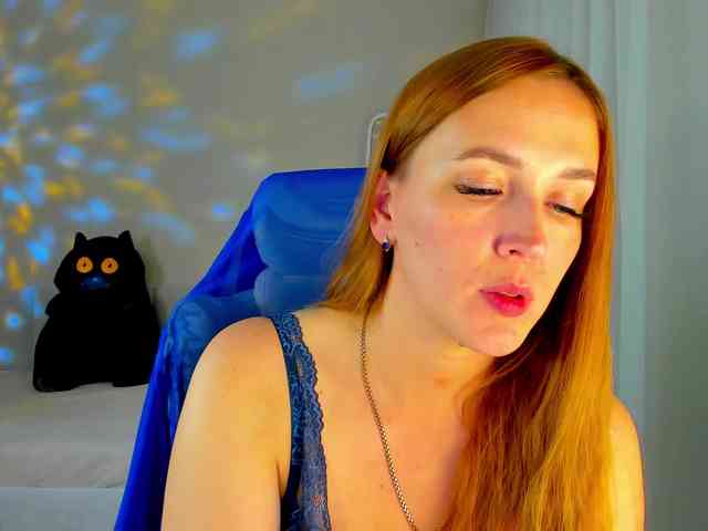 she-wolf webcam