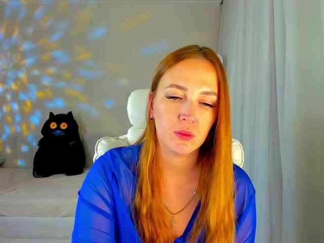 she-wolf webcam