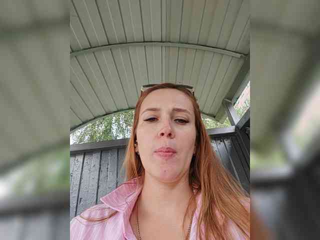 she-wolf webcam