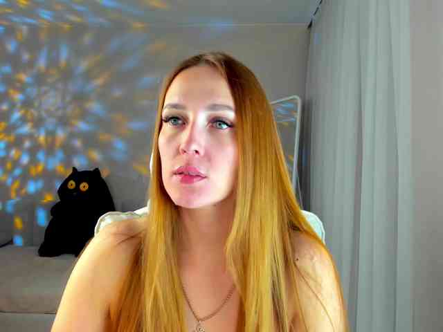 she-wolf webcam