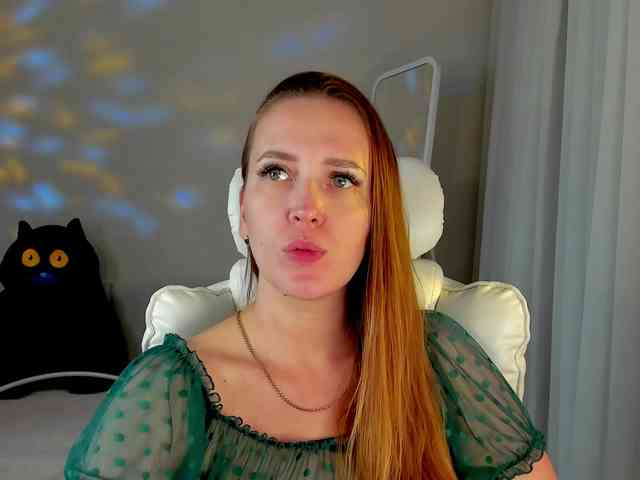 she-wolf webcam